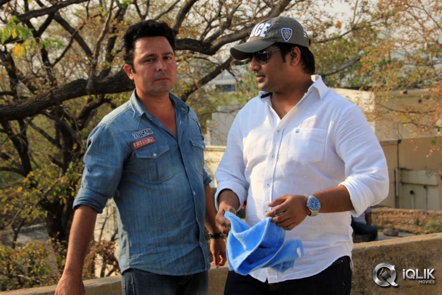 Pusthakamlo Konni Pageelu Missing